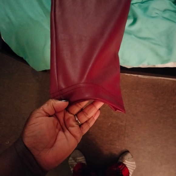 Pants - Picture 2 of 4